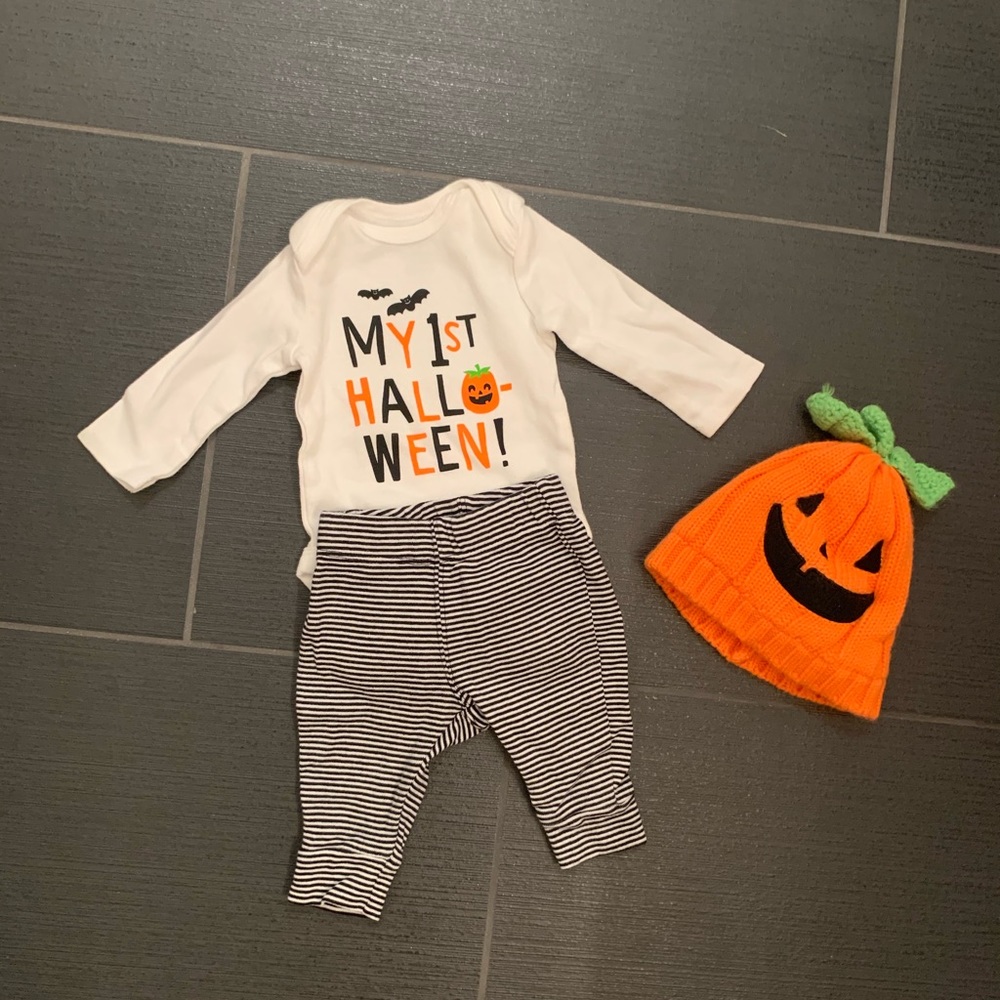 Boys NB and 0-3M Halloween outfit and hat set
